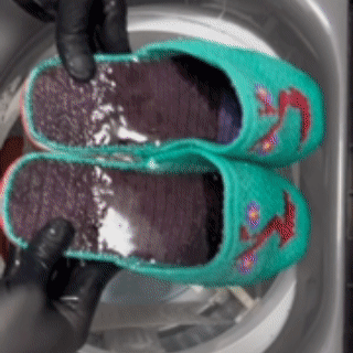 360° Locking Shoe Washing Rack – Gentle, Secure & Efficient