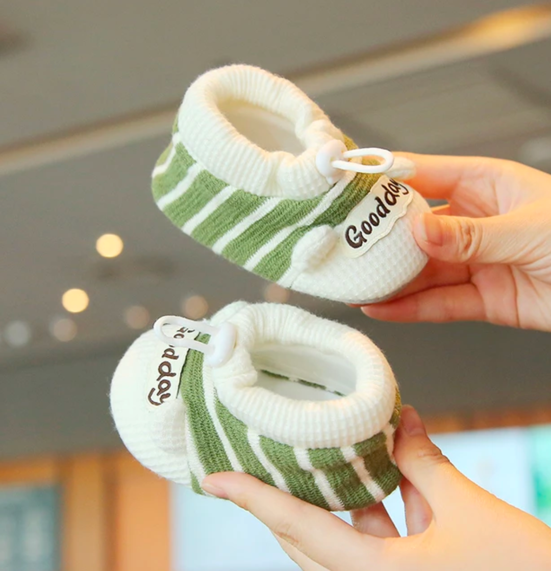 Adjustable Non-Slip Baby Prewalker Shoes